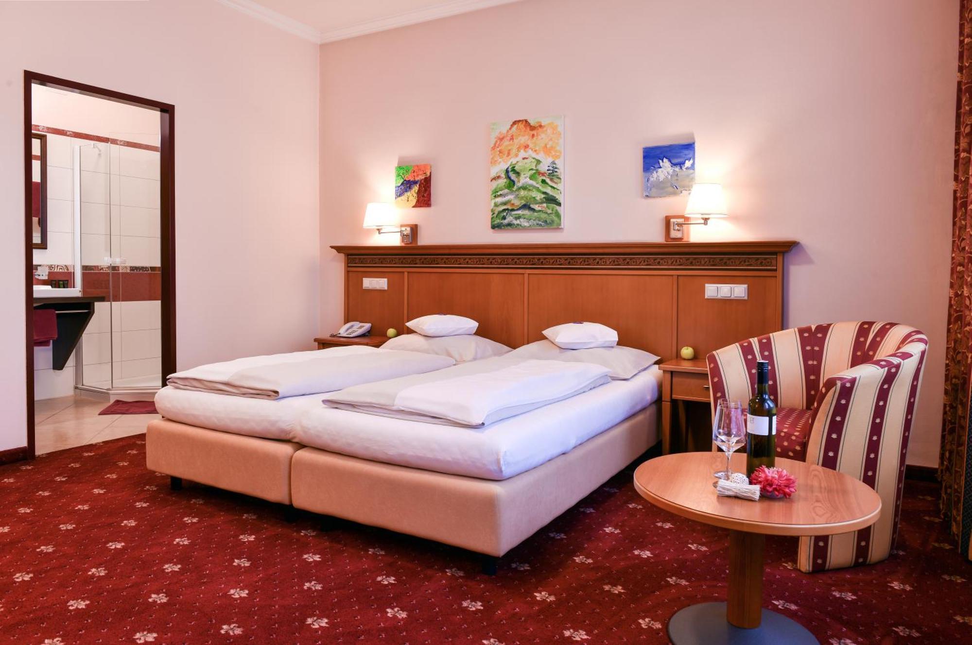 וולס Hotel Alexandra מראה חיצוני תמונה